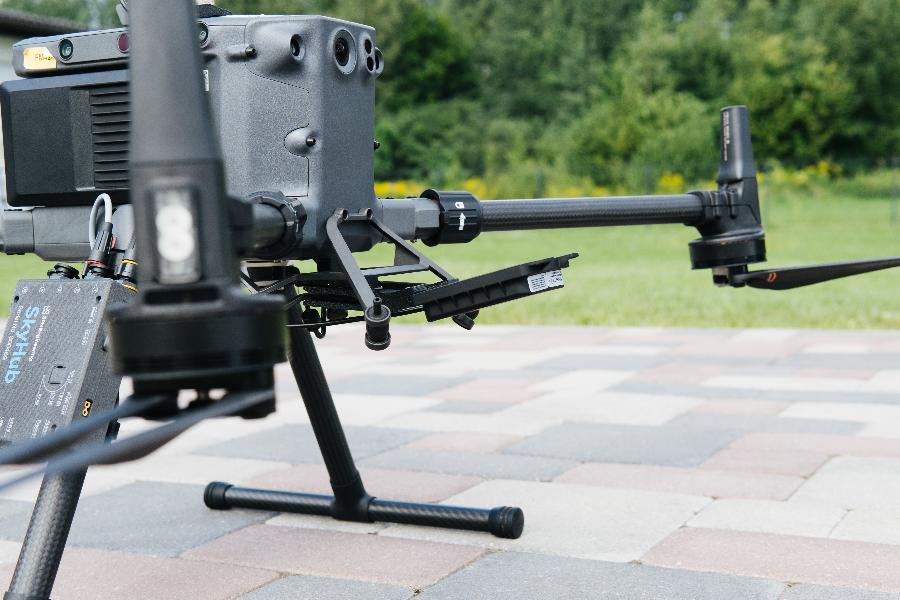 Radar altimeter for True Terrain Following (Ainstein US-D1)