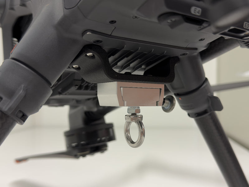 Universal mount for heavy payloads for DJI M400 drone