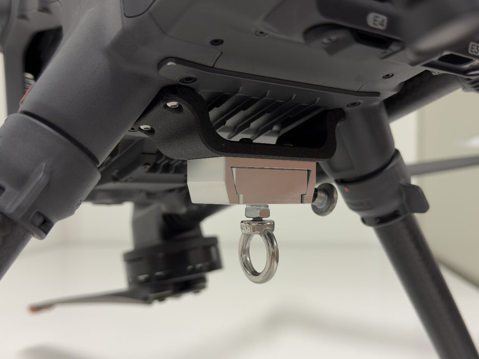 Universal mount for heavy payloads for DJI M400 drone